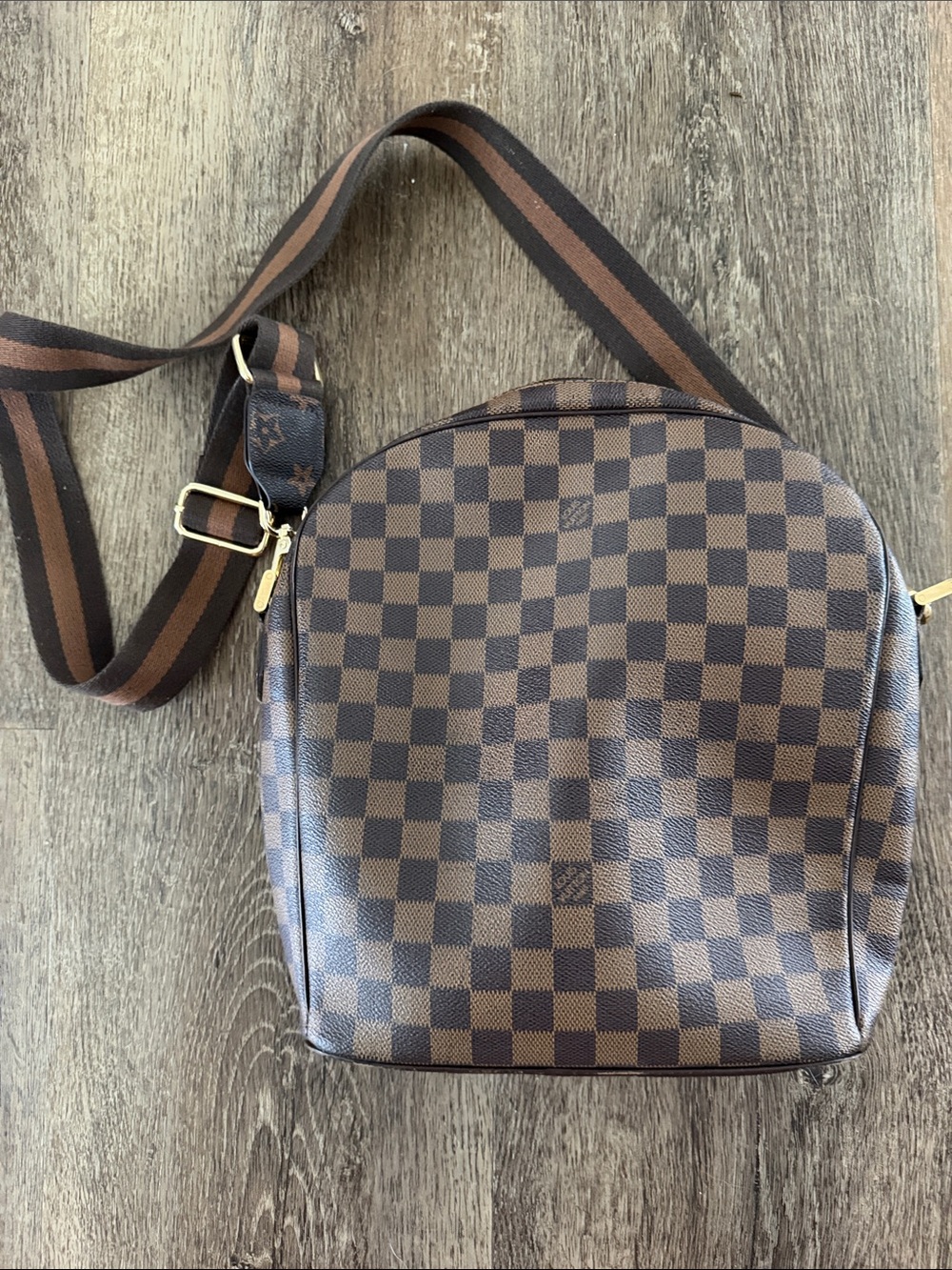 Louis Vuitton Brown Checkered Messenger Crossbody Bag